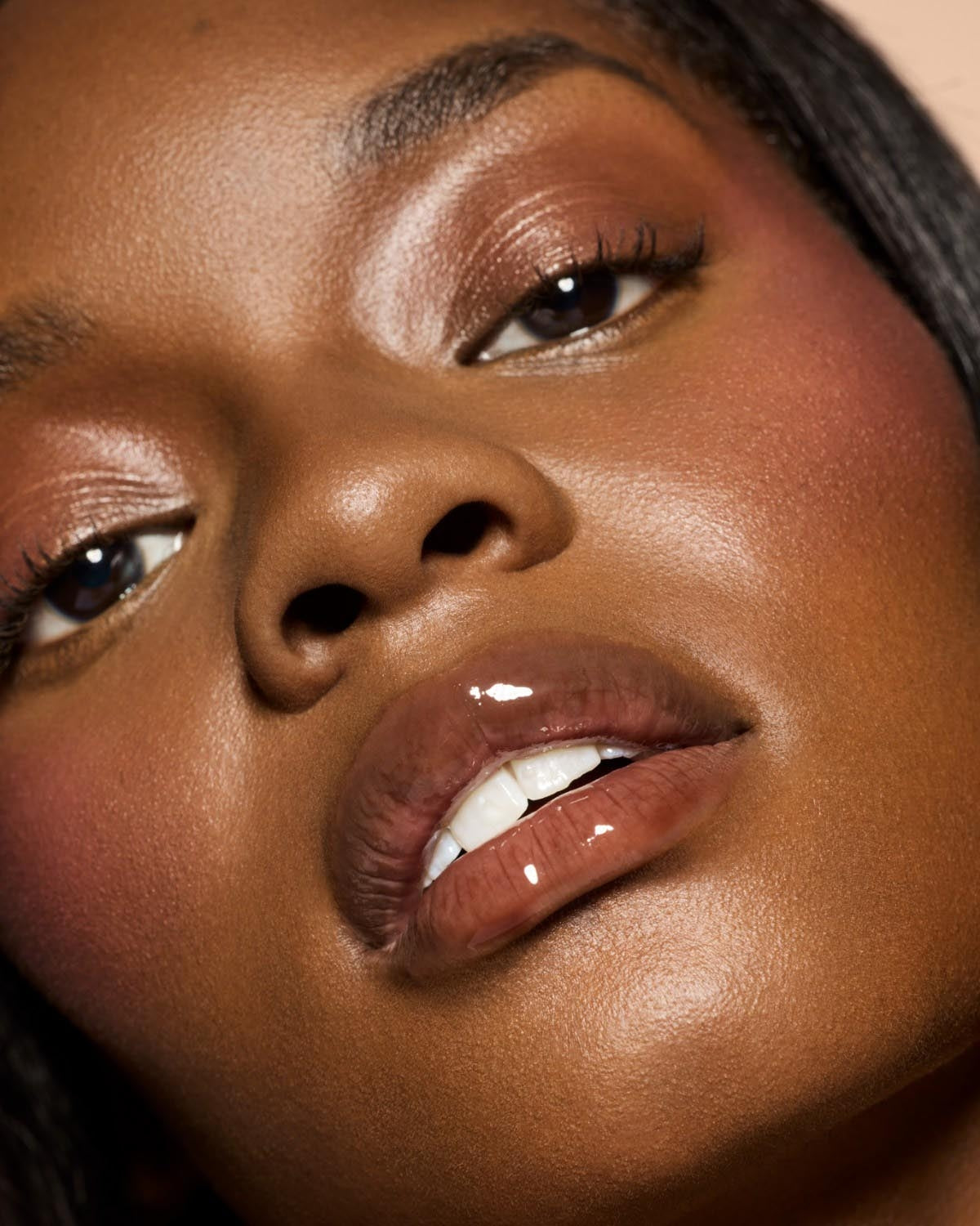 Gloss Bomb Heat Universal Lip Luminizer + Plumper — Hot Chocolit Heat - Image 2