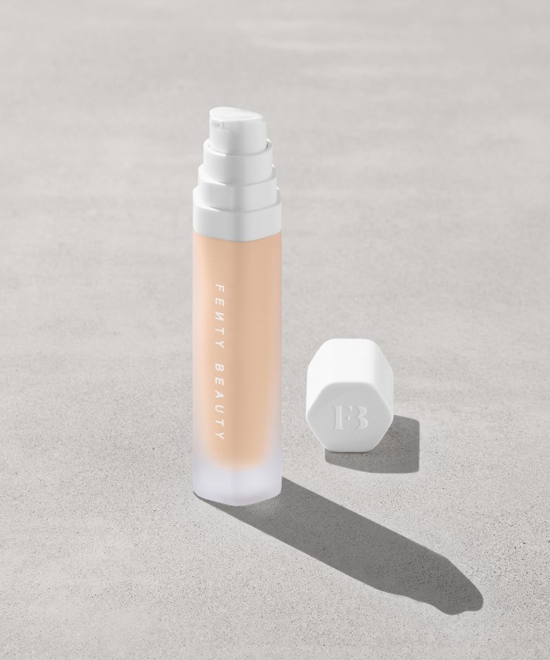 Soft'lit Naturally Luminous Longwear Foundation — 125
